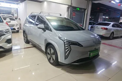 AION Y 2023, 36200 км, за 13483 USD