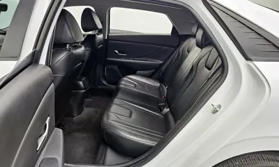 Hyundai Avante 2021, 86372 км, за 9382.23 USD - фото 11