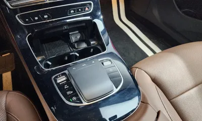 Mercedes-Benz E-Class 2023, 24511 км, за 25872.71 USD - фото 9