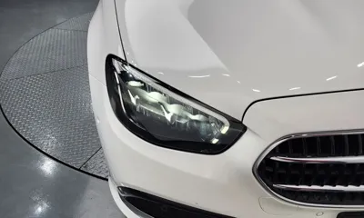 Mercedes-Benz E-Class 2023, 24511 км, за 25872.71 USD - фото 22