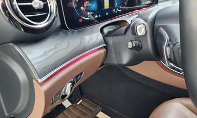 Mercedes-Benz E-Class 2023, 24511 км, за 25872.71 USD - фото 27
