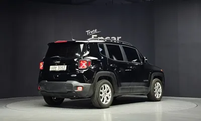 Jeep Renegade 2018, 66987 км, за 7491.86 USD