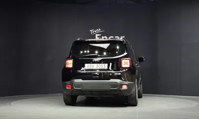 Jeep Renegade 2018, 66987 км, за 7491.86 USD
