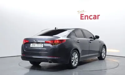 Kia K5 2011, 76424 км, за 3105.38 USD