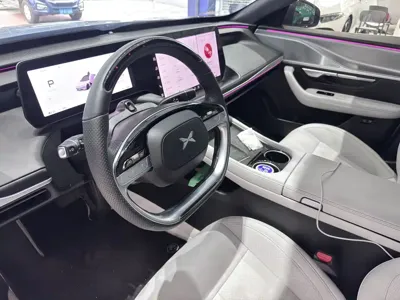 Xpeng P7 2025, 20000 км, за 23248.52 USD