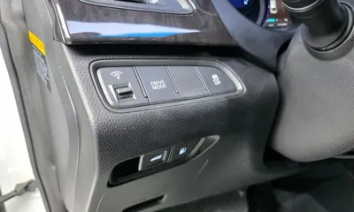 Hyundai Grandeur 2015, 166885 км, за 4532.32 USD - фото 13