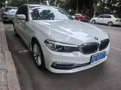 BMW 5 Series 2018, 68000 км, за 20009.12 USD