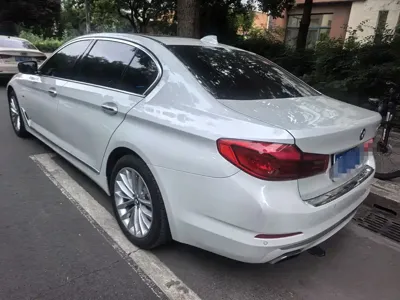 BMW 5 Series 2018, 68000 км, за 19829.19 USD - фото 9