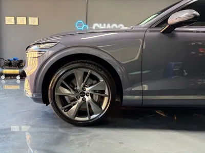 Genesis GV70 2025, 16000 км, за 33646.24 USD