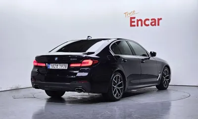 BMW 5-Series 2021, 249020 км, за 65140.1 USD