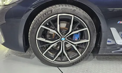 BMW 5-Series 2021, 249020 км, за 65140.1 USD