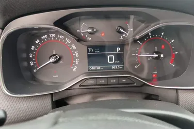 Citroen C6 2022, 48099 км, за 12121 USD - фото 11
