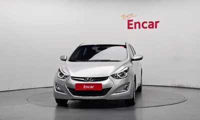Hyundai Avante 2014, 30327 км, за 4355.46 USD