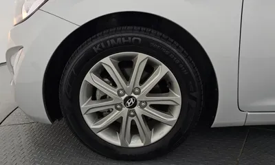 Hyundai Avante 2014, 30327 км, за 4355.46 USD