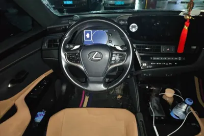 Lexus ES 2025, 53800 км, за 33913 USD - фото 10