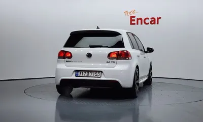 Volkswagen Golf 2013, 134231 км, за 3377.48 USD