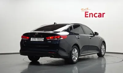 Kia K5 2018, 130643 км, за 4102.36 USD
