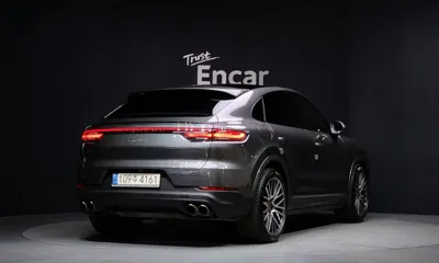 Porsche Cayenne 2023, 90963 км, за 54773.7 USD