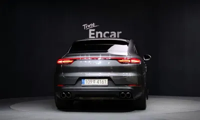 Porsche Cayenne 2023, 90963 км, за 54773.7 USD