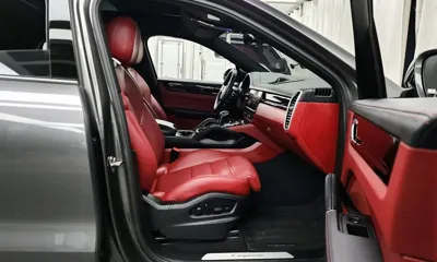 Porsche Cayenne 2023, 90963 км, за 54773.7 USD - фото 11