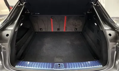 Porsche Cayenne 2023, 90963 км, за 54773.7 USD - фото 20