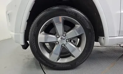 Jeep Cherokee 2014, 74411 км, за 8089.05 USD