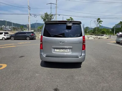 Hyundai Starex 2020, 77933 км, за 13128.53 USD
