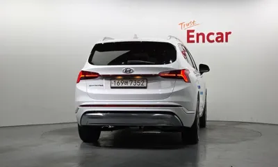Hyundai Santafe 2021, 98118 км, за 15526.92 USD