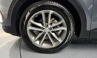 Hyundai Santafe 2016, 77642 км, за 9051.24 USD
