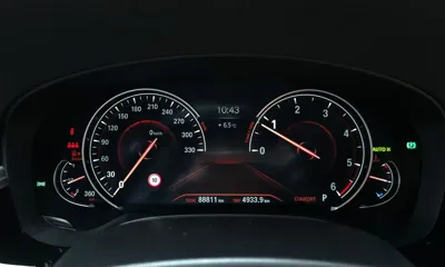 BMW 5-Series 2018, 88811 км, за 15394.78 USD - фото 8