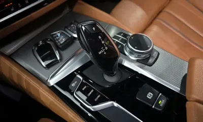 BMW 5-Series 2018, 88811 км, за 15394.78 USD - фото 9