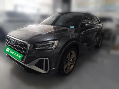 Audi Q2L · 2023 год