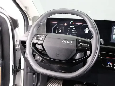 Kia EV6 2025, 20900 км, за 27497.88 USD - фото 15