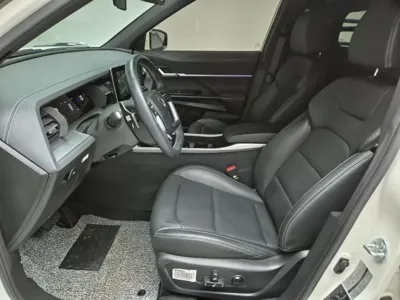 KG_Mobility_Ssangyong Torres 2024, 30160 км, за 12964.18 USD - фото 6
