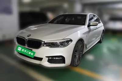 BMW 5 Series · 2018 год
