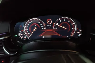 BMW 5 Series 2018, 164000 км, за 20828 USD - фото 10