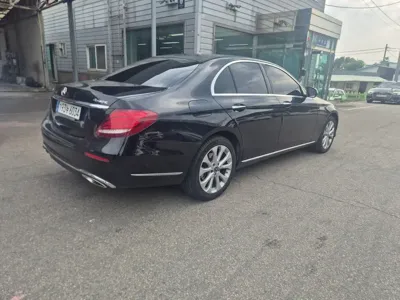 Mercedes-Benz E-Class 2020, 55674 км, за 18851.97 USD