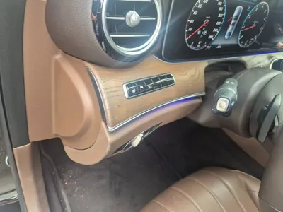 Mercedes-Benz E-Class 2020, 55674 км, за 18851.97 USD - фото 10
