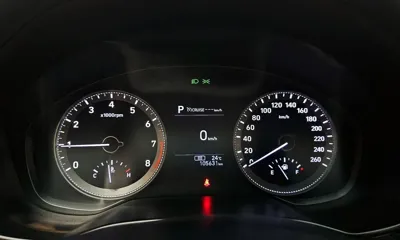 Hyundai Grandeur 2018, 105631 км, за 8473.46 USD - фото 8