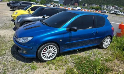 Peugeot 206 2006, 212500 км, за 4529.34 USD