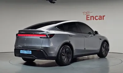 Tesla Model Y 2025, 21667 км, за 40242.22 USD
