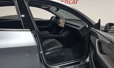 Tesla Model Y 2025, 21667 км, за 40203 USD - фото 26