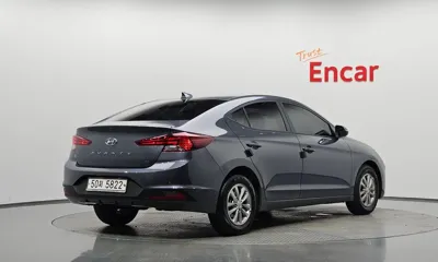 Hyundai Avante 2019, 63528 км, за 7947.89 USD