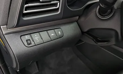 Hyundai Avante 2019, 63528 км, за 7947.89 USD - фото 18