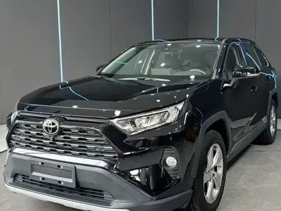 Toyota RAV4 · 2022 год