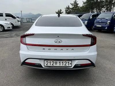 Hyundai Sonata 2020, 118086 км, за 7894.91 USD