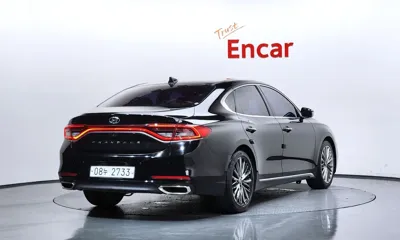 Hyundai Grandeur 2018, 33470 км, за 10496.26 USD