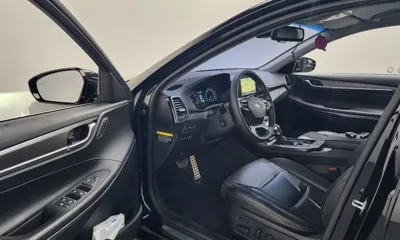 Hyundai Grandeur 2018, 33470 км, за 10496.26 USD - фото 10