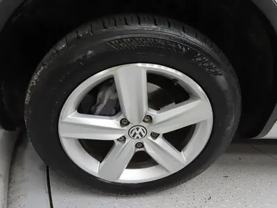 Volkswagen Touareg 2014, 169763 км, за 6236.05 USD