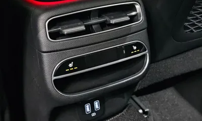 Genesis GV70 2021, 117671 км, за 17746.86 USD - фото 20